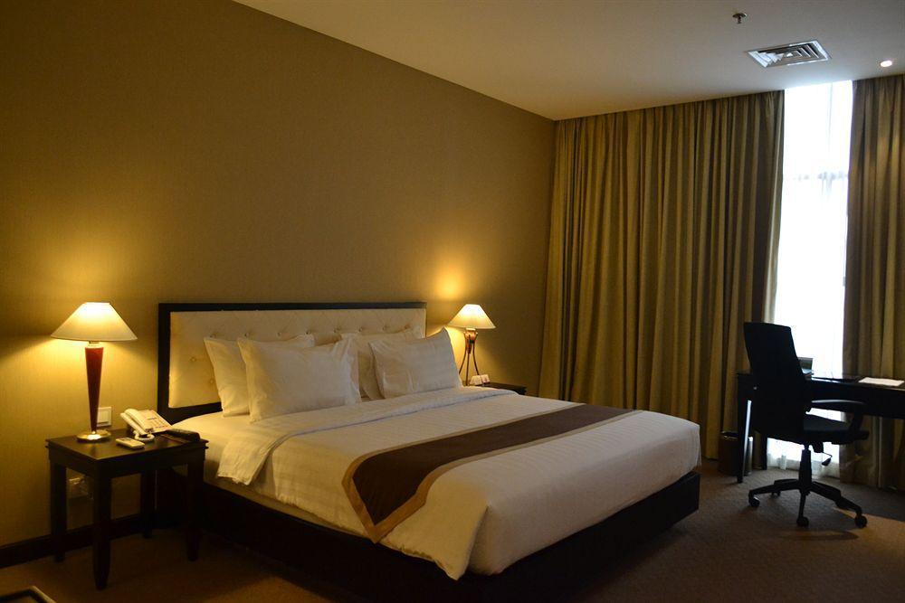 Prime Park Hotel Bandung Exterior foto